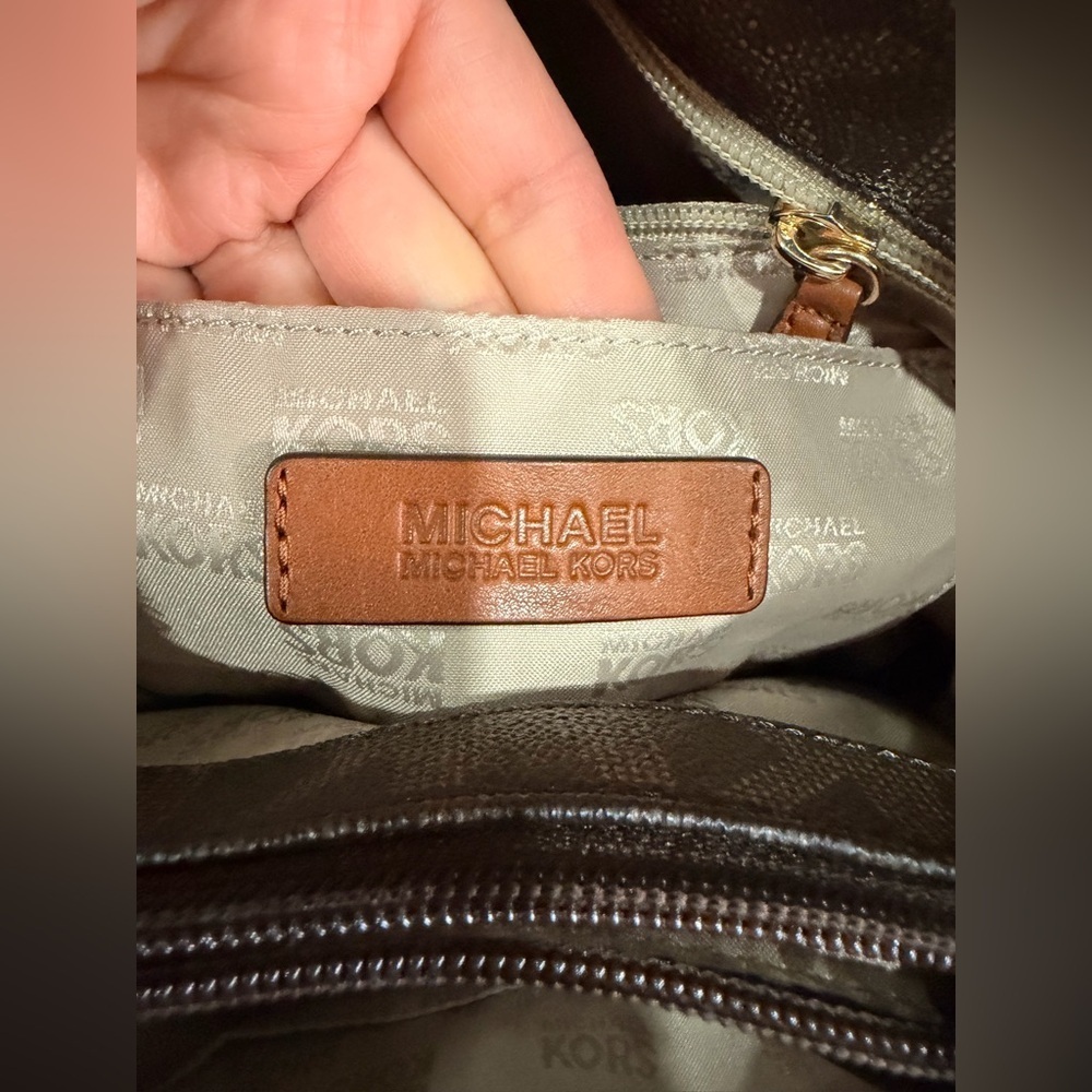 Michael Kors Large Brown Satchel Leather Shoulder Tote Bag Gold Accents MK Logo - Picture 9 of 13
